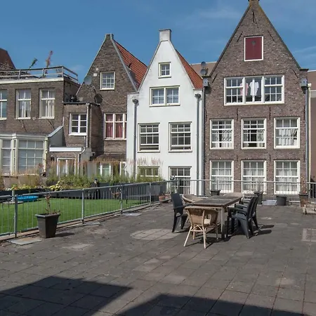 Spacious Central City With Big Private Sundeck! Amsterdam